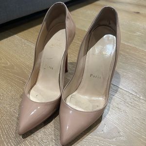 CHRISTIAN LOUBOUTIN
Pigalle Follies 100 patent-leather pumps nude